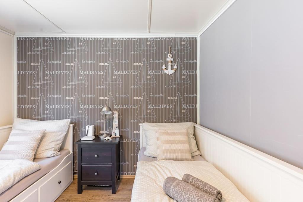 Ocarujuci Houseboat Na Dunaji Bratislava Exterior foto