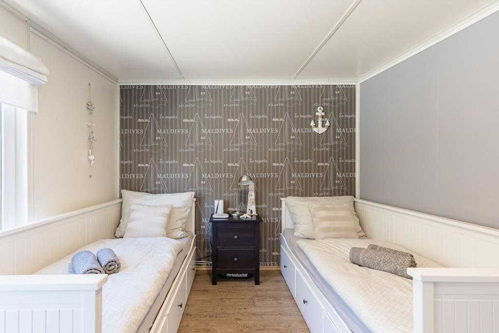 Ocarujuci Houseboat Na Dunaji Bratislava Exterior foto